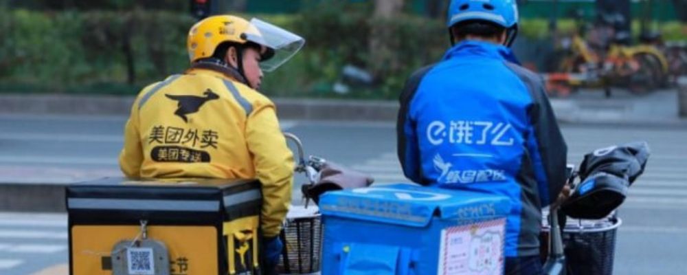 对外卖小哥好点吧 说不定吃的不是外卖 而是屎尿