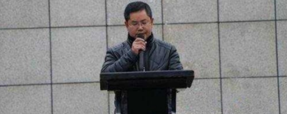 假借爬山喝茶之名诱骗青少女 四川巴中中学纪委书记罗鸣钟在民宿强暴性侵视频曝光