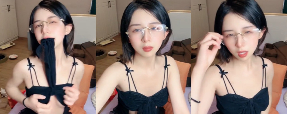 母狗的花样总是那么出人意料 湖南长沙极品才艺骚女陈书怡老师黄播自慰抠逼喷水放尿淫汁飞溅