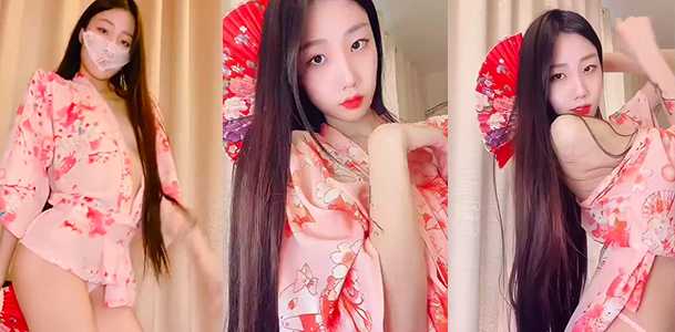 露脸 最强网红女神 八月未央 最新未流出《桃花裕》道具紫薇双插直流白浆