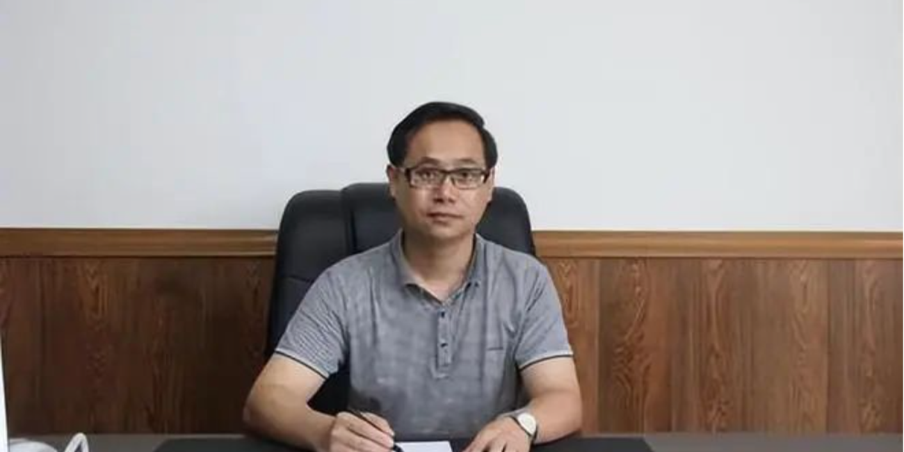 『为什么生病都去不起医院!!!』中山市坦洲人民医院罗勇疯狂敛财上亿元!权色交易被偷拍视频流出!!!