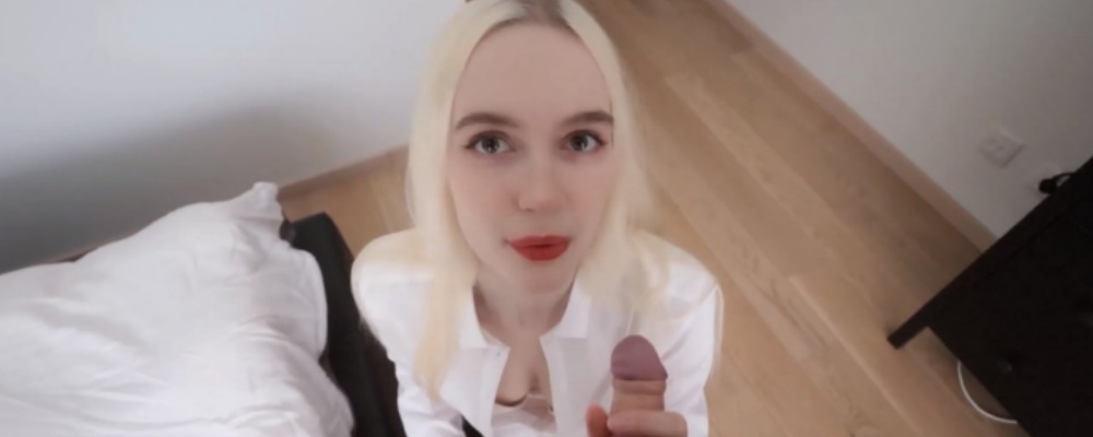 OF人气女神御姐 Shina 制服OL顶级高挑身材 肉丝蜜桃翘臀撕洞猛插 深喉口交颜射 让人征服欲满满