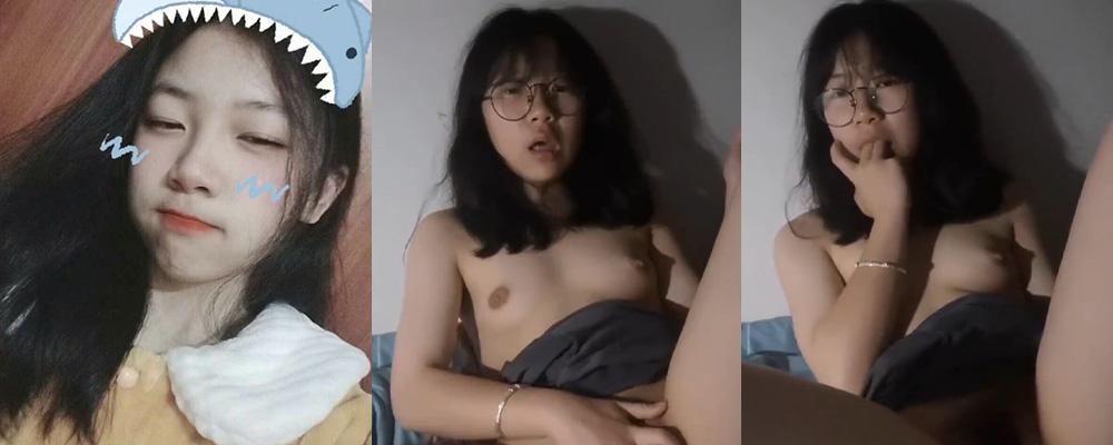 戴上眼镜就变成婊 桂林山水职业技术学院短发嫩妹妹范思仪宿舍自慰抠逼视频曝光