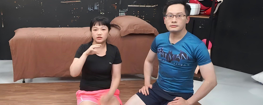 世界和平靠房事 性爱治疗师夫妻教你超省力做爱三体位 看完你也是床技大神