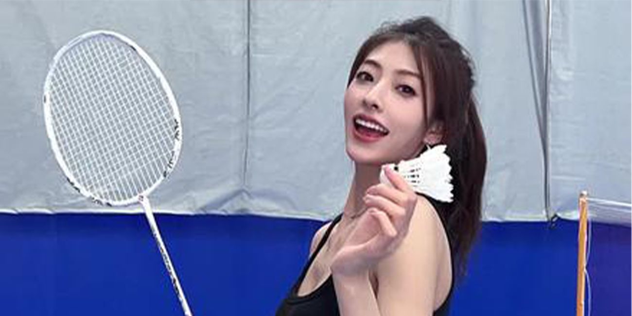 【台妹真会玩!!!】打球就好好打球嘛?怎么就突然脱衣服了 这是要打“肉球”??